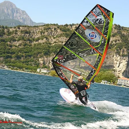 Lido Blu - Surf & Bike Hotel Torbole Sul Garda
