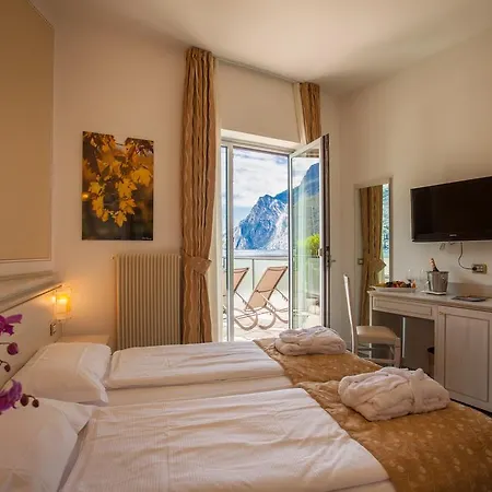 Lido Blu - Surf & Bike Hotel